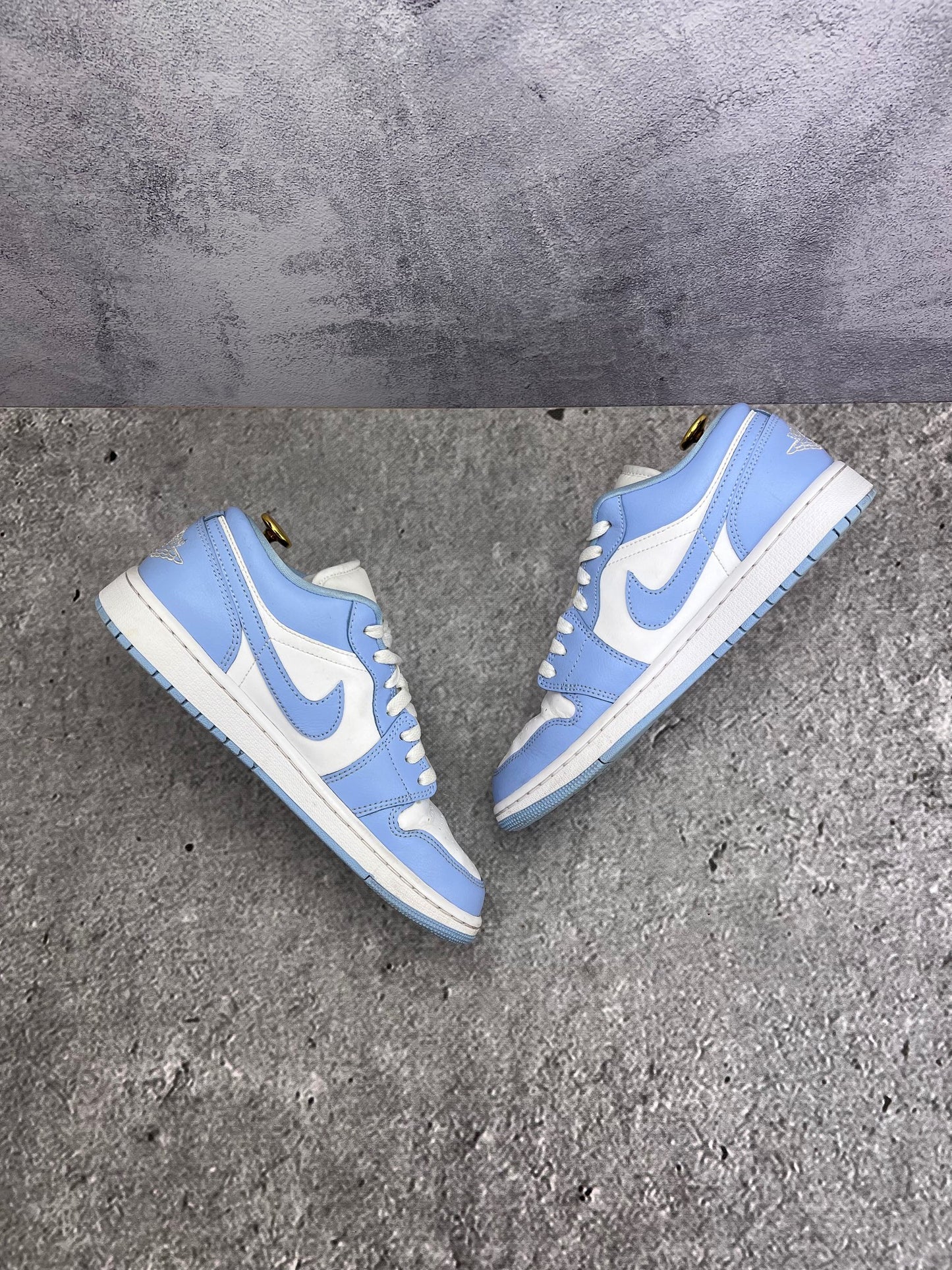 Jordan Air Jordan 1 Low Aluminum - buty sportowe, widok z góry na wewnętrzną stronę butów