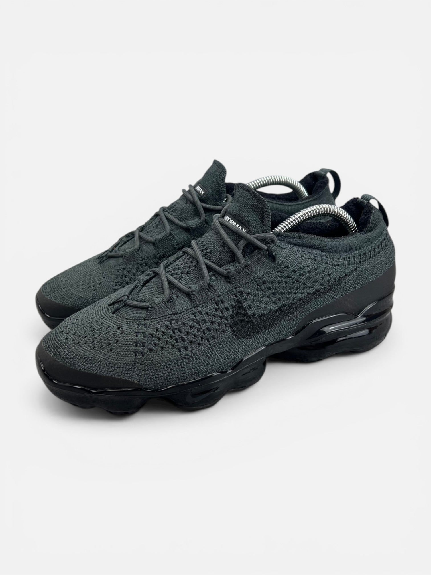 Nike Air VaporMax 2023 Flyknit Anthracite Black - buty sportowe, widok z boku