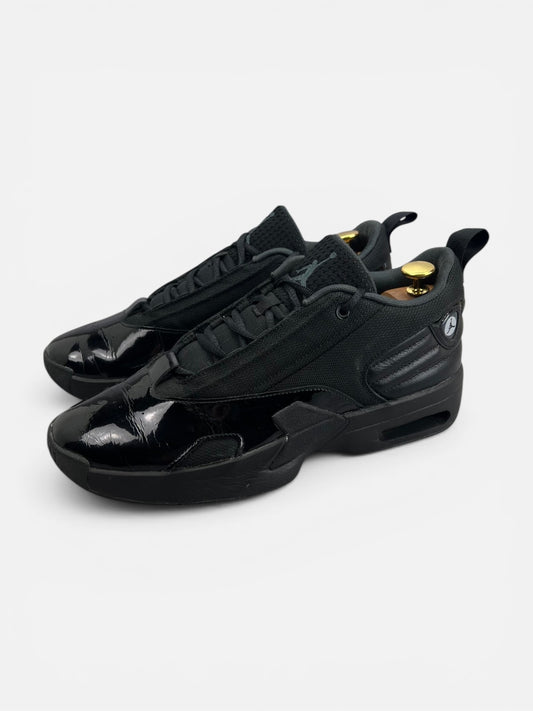 Jordan Max Aura 6 Black Anthracite - buty sportowe, widok z boku