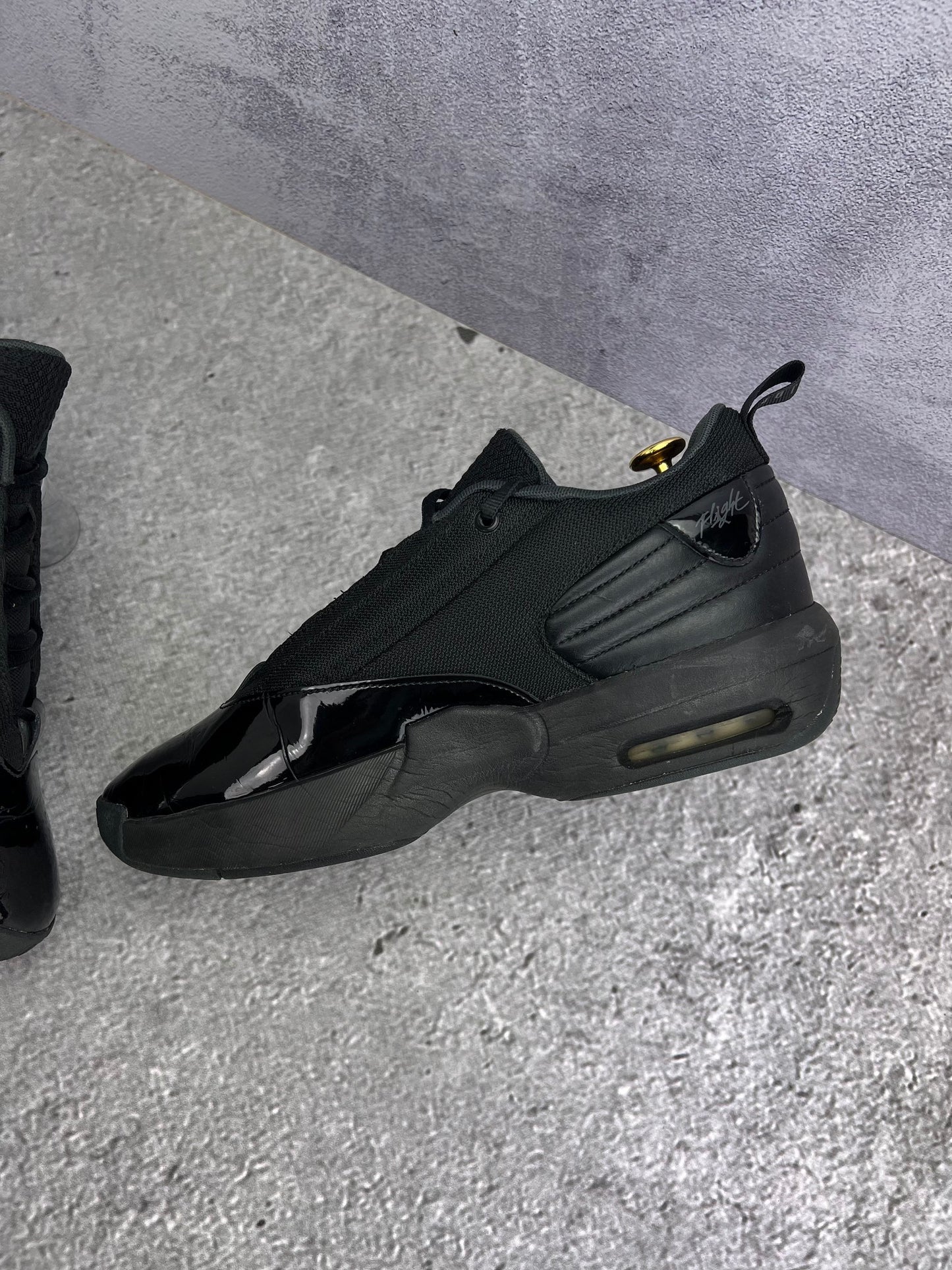 Jordan Max Aura 6 Black Anthracite - buty sportowe, wewnętrzny panel prawego buta