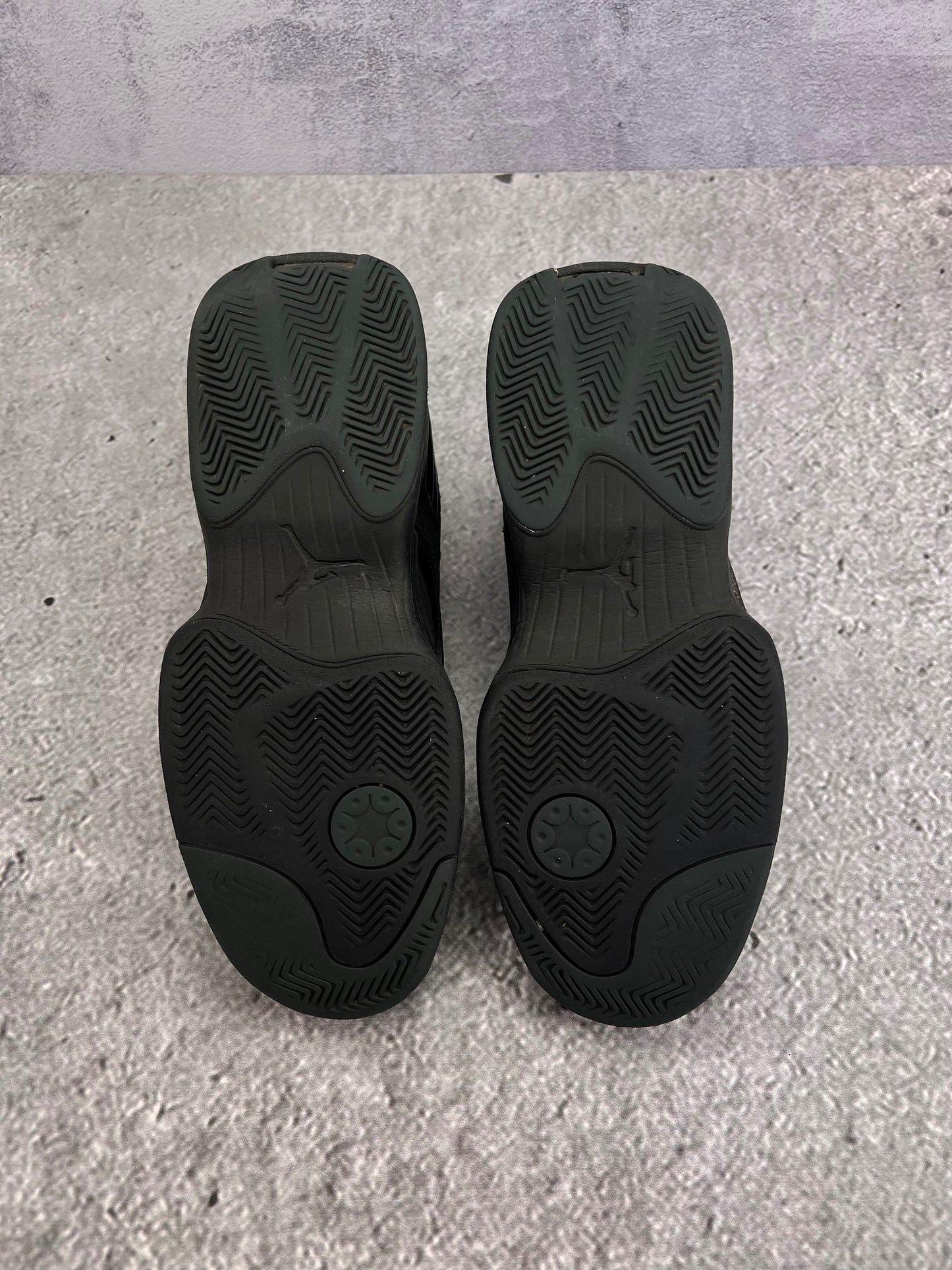 Jordan Max Aura 6 Black Anthracite - buty sportowe, widok z tyłu