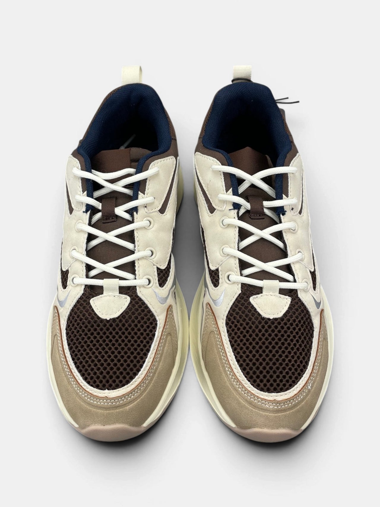 Pier One Sneakers — buty sportowe damskie nowe rozmiar 40, widok z góry