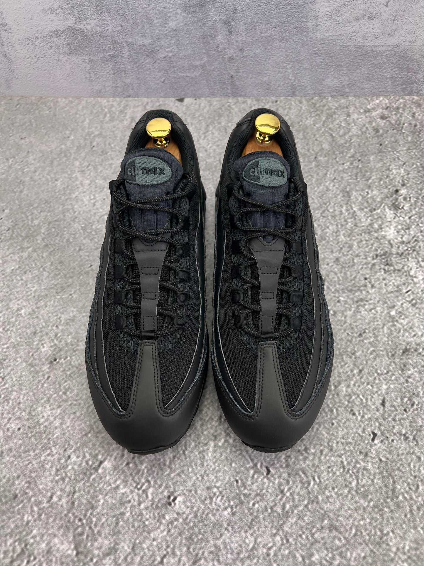 Nike Air Max 95 OG Black — buty sportowe męskie w bardzo dobrym stanie rozmiar 43, podeszwa