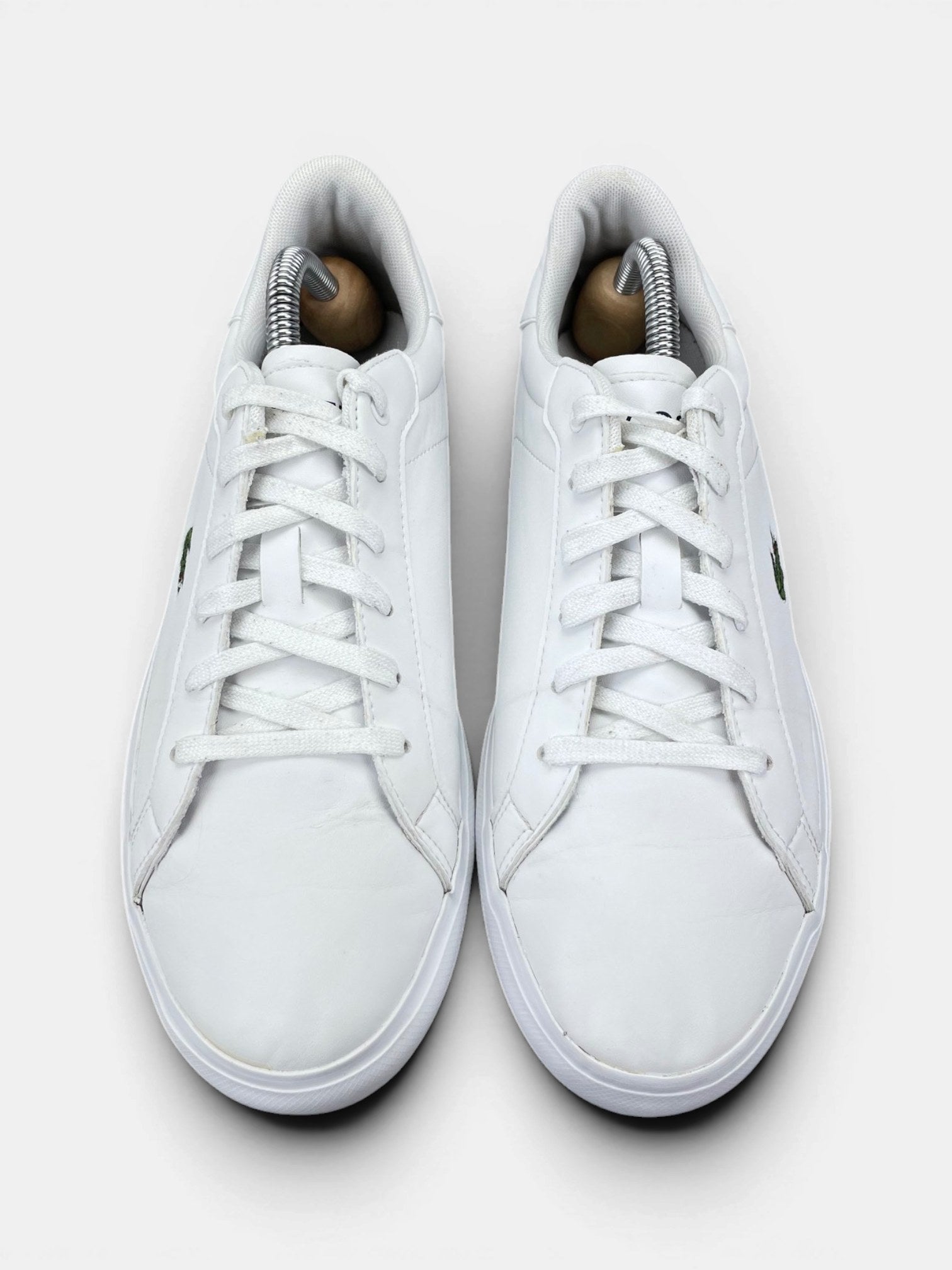 Lacoste Powercourt 0721 1 — buty sportowe damskie w bardzo dobrym stanie rozmiar 39, widok z góry