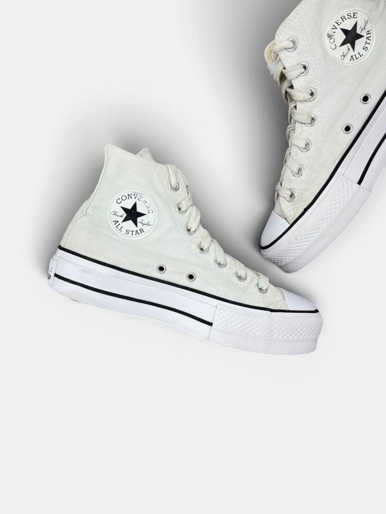Converse Chuck Taylor All Star High Platform — buty sportowe damskie w bardzo dobrym stanie rozmiar 37.5, wewnętrzny panel lewego buta