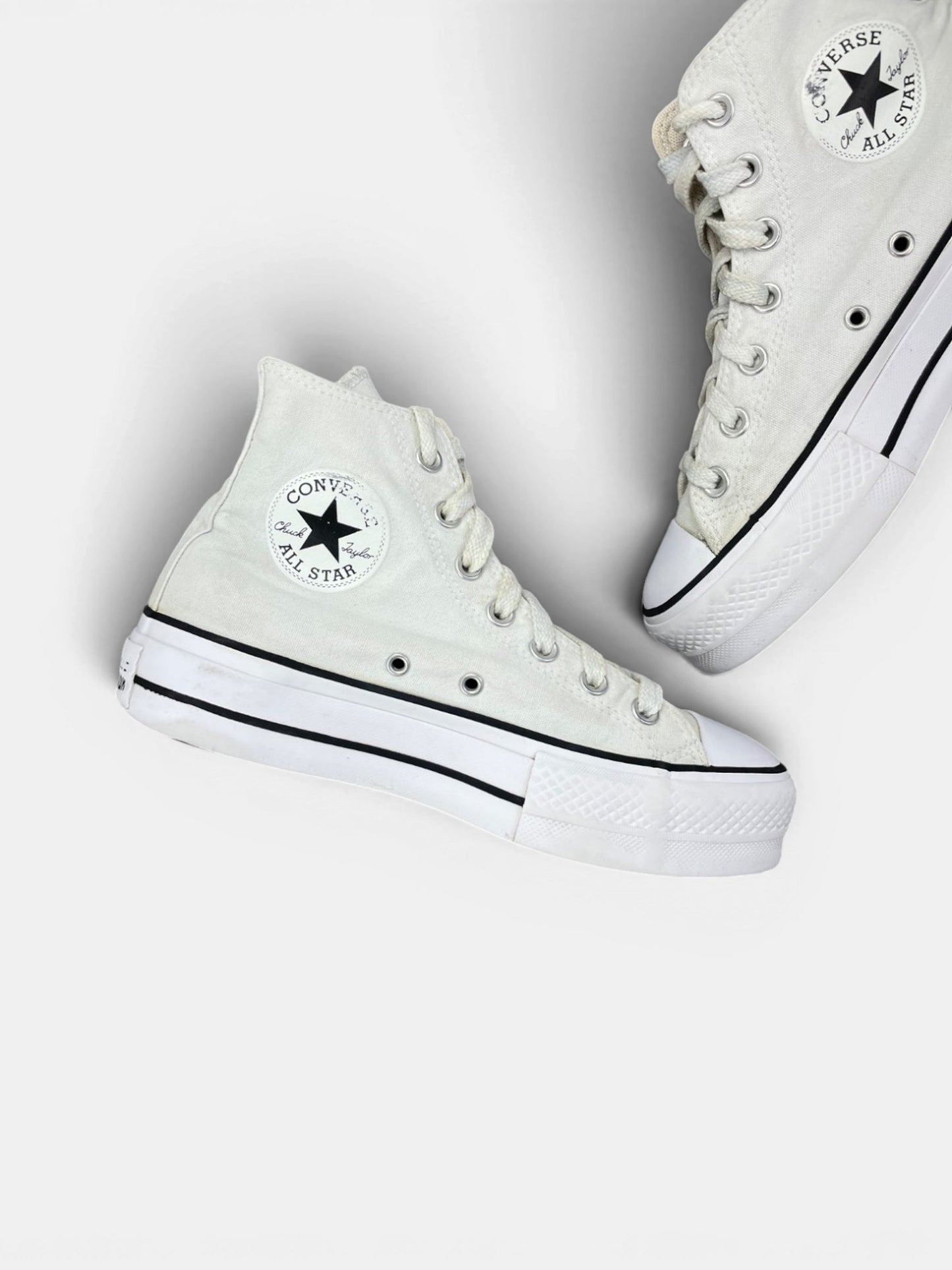Converse Chuck Taylor All Star High Platform — buty sportowe damskie w bardzo dobrym stanie rozmiar 37.5, wewnętrzny panel lewego buta