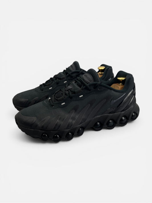 Nike Air Max Dn8 — buty sportowe męskie w bardzo dobrym stanie rozmiar 46, widok z boku