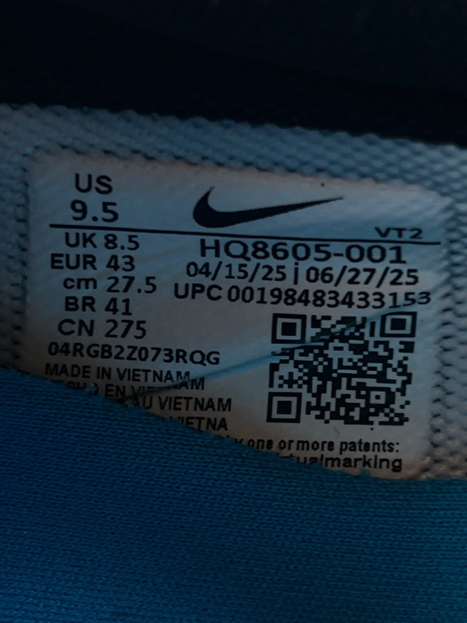 Nike Air Max Dn Roam Triple Black — buty sportowe męskie w bardzo dobrym stanie rozmiar 43, opcjonalne zdjęcie 1
