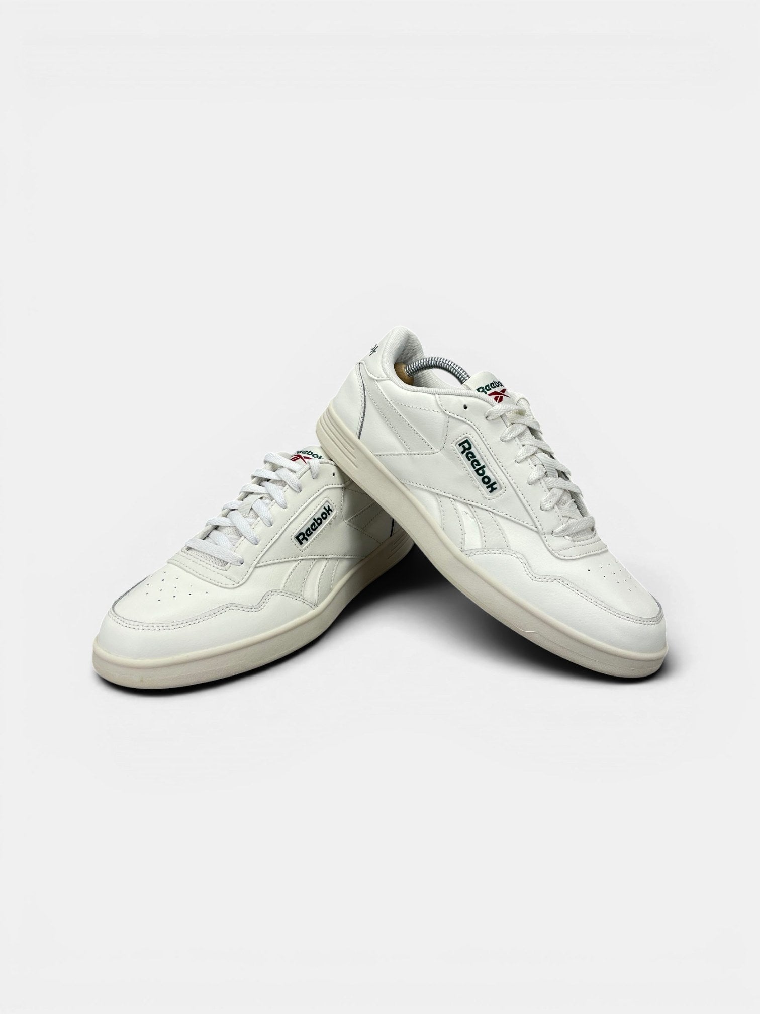 Reebok Court Advance — buty sportowe męskie w bardzo dobrym stanie rozmiar 43, boczny profil