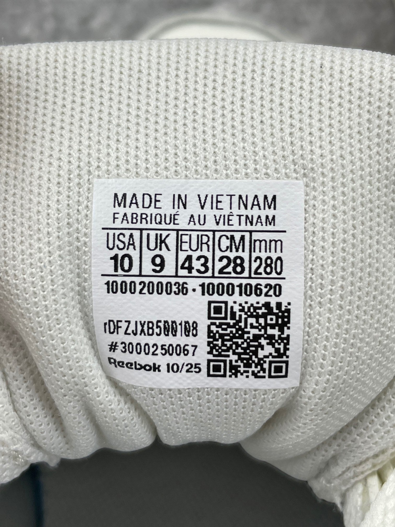 Reebok Court Advance — buty sportowe męskie w bardzo dobrym stanie rozmiar 43, opcjonalne zdjęcie 2