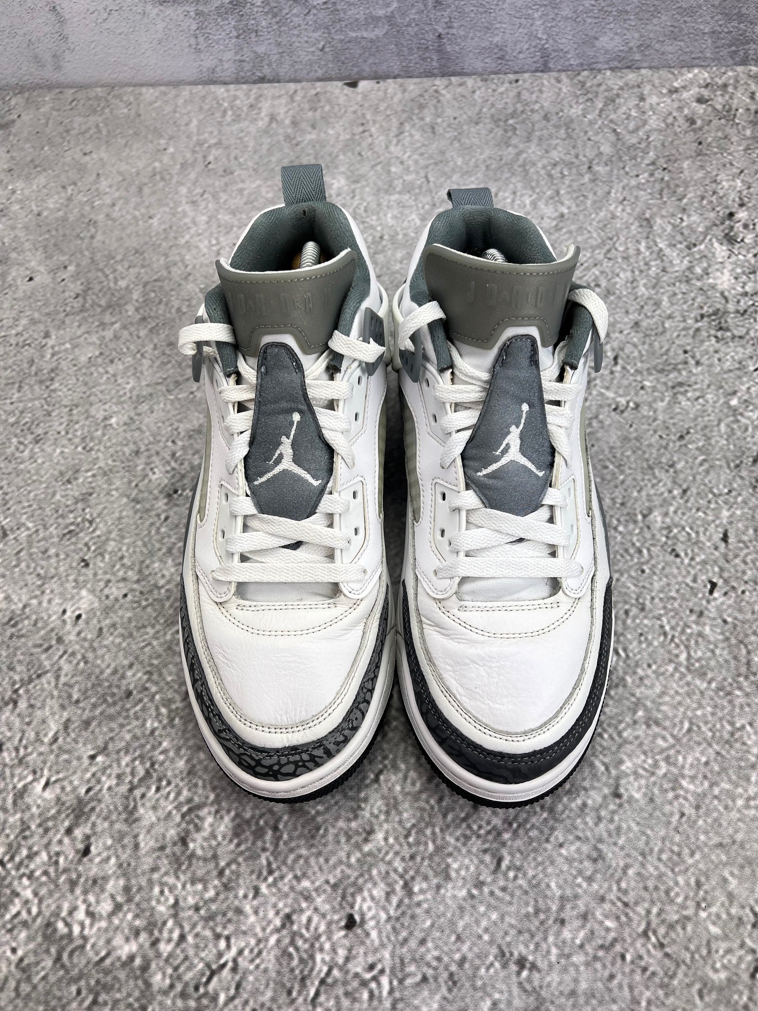 Jordan Spizike Low Cool Grey - buty sportowe, podeszwa