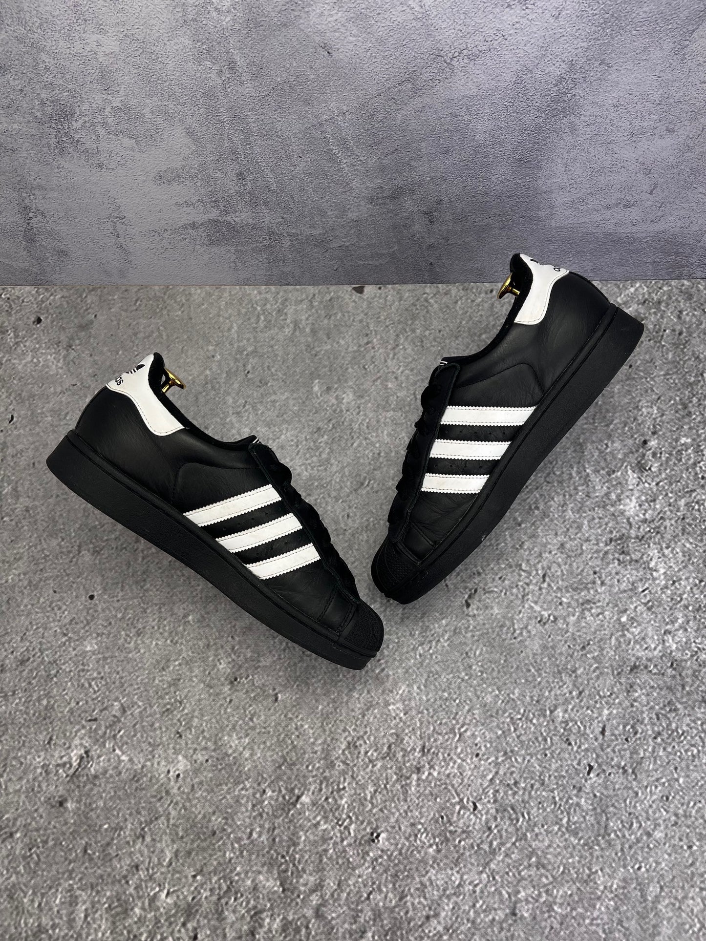 adidas Superstar II Black White - buty sportowe, widok z góry na wewnętrzną stronę butów