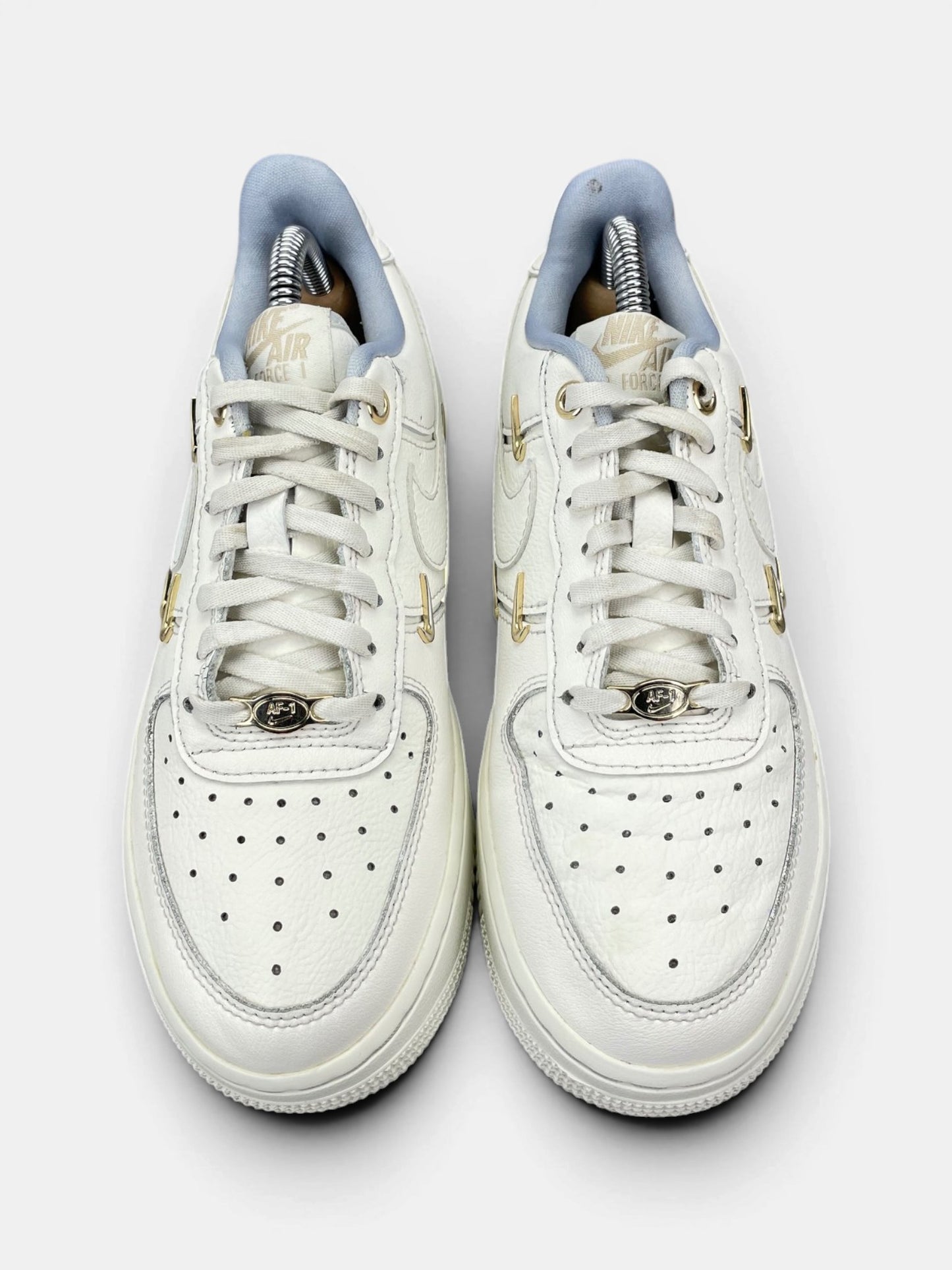 Nike Air Force 1 Low — buty sportowe damskie w bardzo dobrym stanie rozmiar 36, widok z góry