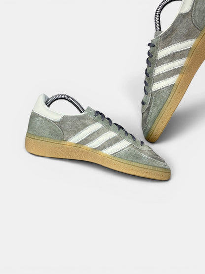 Adidas Handball Spezial — buty sportowe damskie w bardzo dobrym stanie rozmiar 36, wewnętrzny panel lewego buta