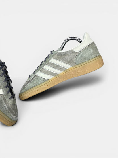 Adidas Handball Spezial — buty sportowe damskie w bardzo dobrym stanie rozmiar 36, wewnętrzny panel prawego buta
