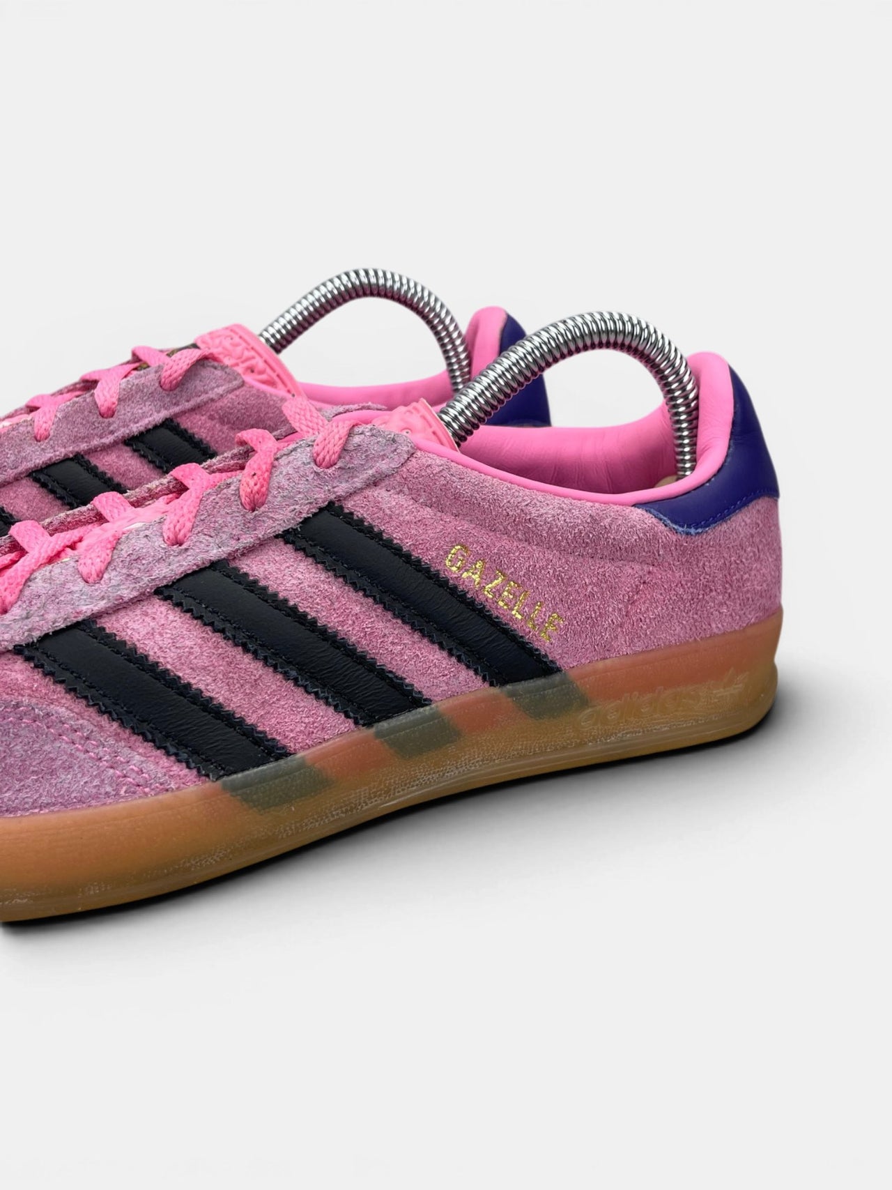 Adidas Gazelle Indoor Bliss Pink Purple — buty sportowe damskie w bardzo dobrym stanie rozmiar 36, opcjonalne zdjęcie 1