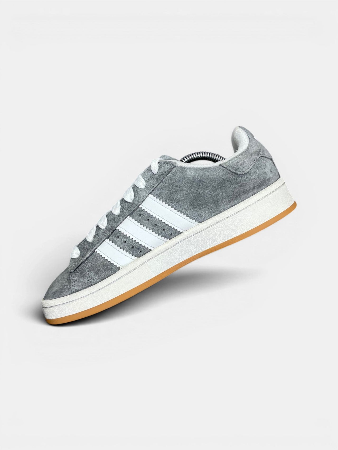Adidas Campus 00s Grey Gum — buty sportowe damskie w bardzo dobrym stanie rozmiar 38 2/3, wewnętrzny panel prawego buta
