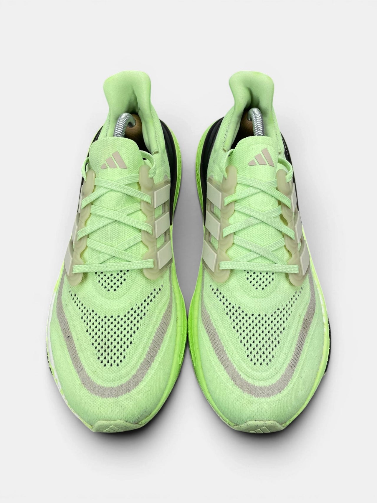 Adidas Ultraboost Light Low Green Spark — buty sportowe męskie w bardzo dobrym stanie rozmiar 43 1/3, widok z góry