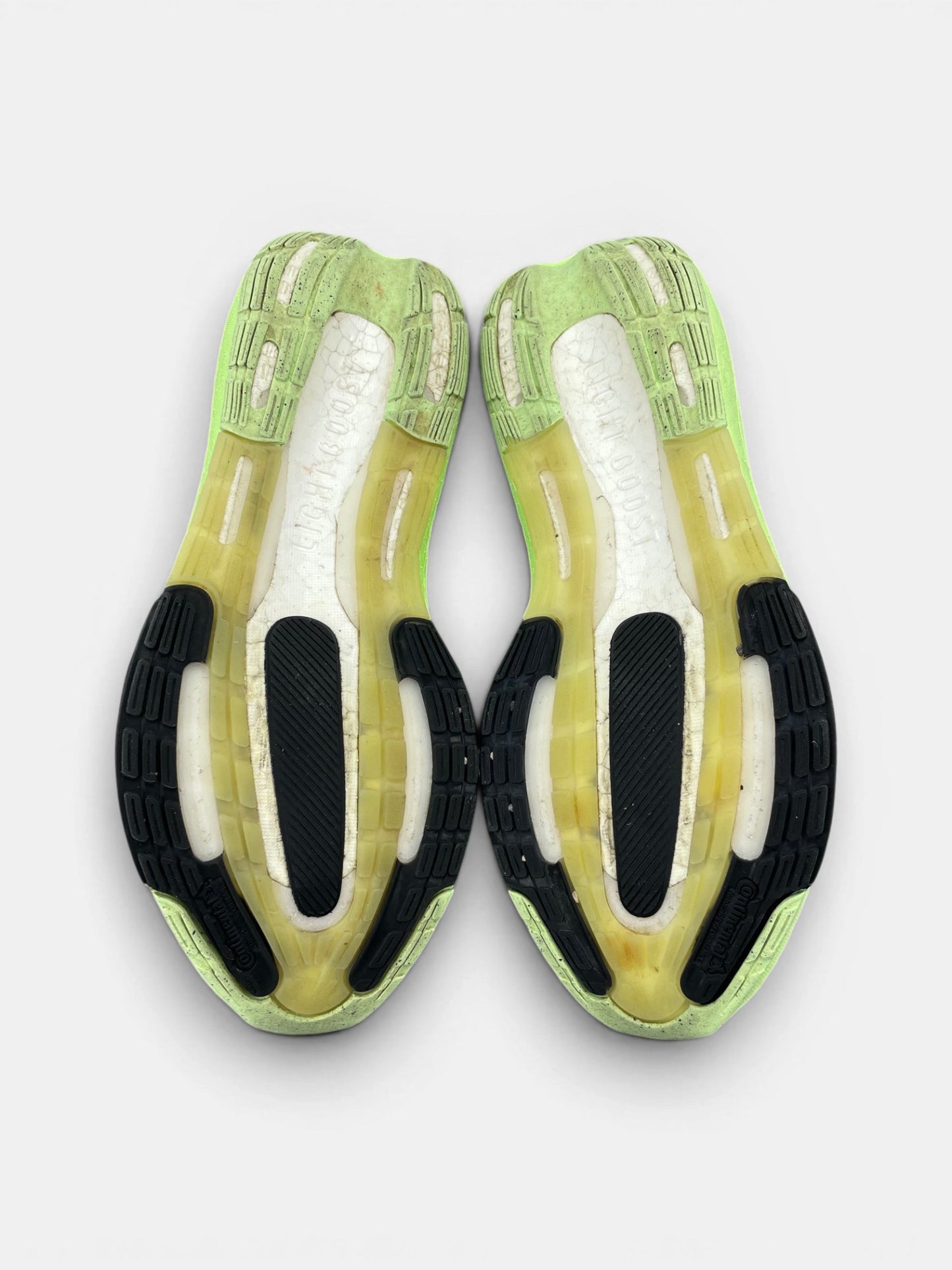 Adidas Ultraboost Light Low Green Spark — buty sportowe męskie w bardzo dobrym stanie rozmiar 43 1/3, podeszwa
