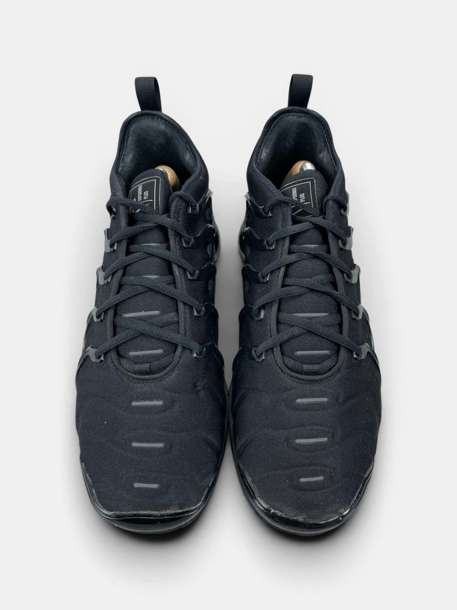 Nike Air VaporMax Plus Triple Black — buty sportowe męskie w bardzo dobrym stanie rozmiar 45.5, widok z góry