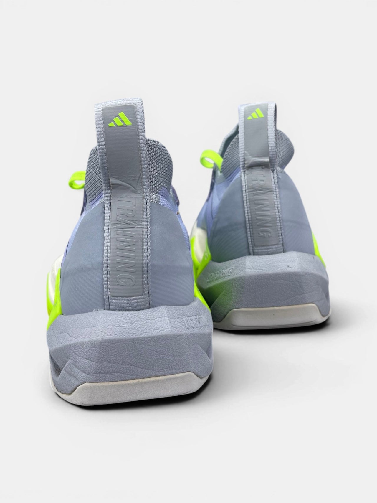 Adidas Rapidmove ADV 2 — buty sportowe damskie w bardzo dobrym stanie rozmiar 38, widok z tyłu