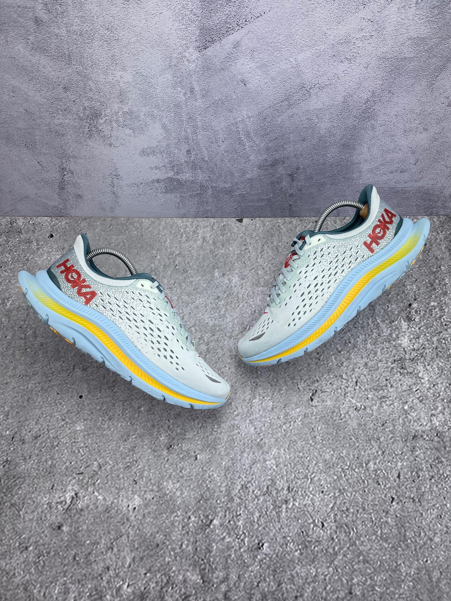 Hoka Kawana Ice Flow Goblin Blue - buty sportowe, widok z góry na zewnętrzną stronę butów