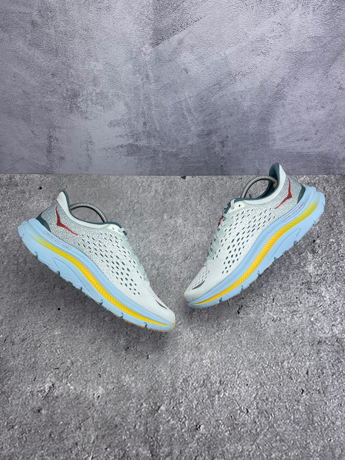 Hoka Kawana Ice Flow Goblin Blue - buty sportowe, zewnętrzny panel prawego buta