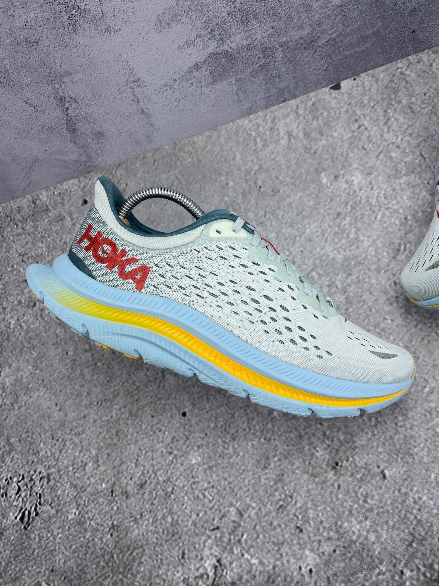 Hoka Kawana Ice Flow Goblin Blue - buty sportowe, zewnętrzny panel lewego buta