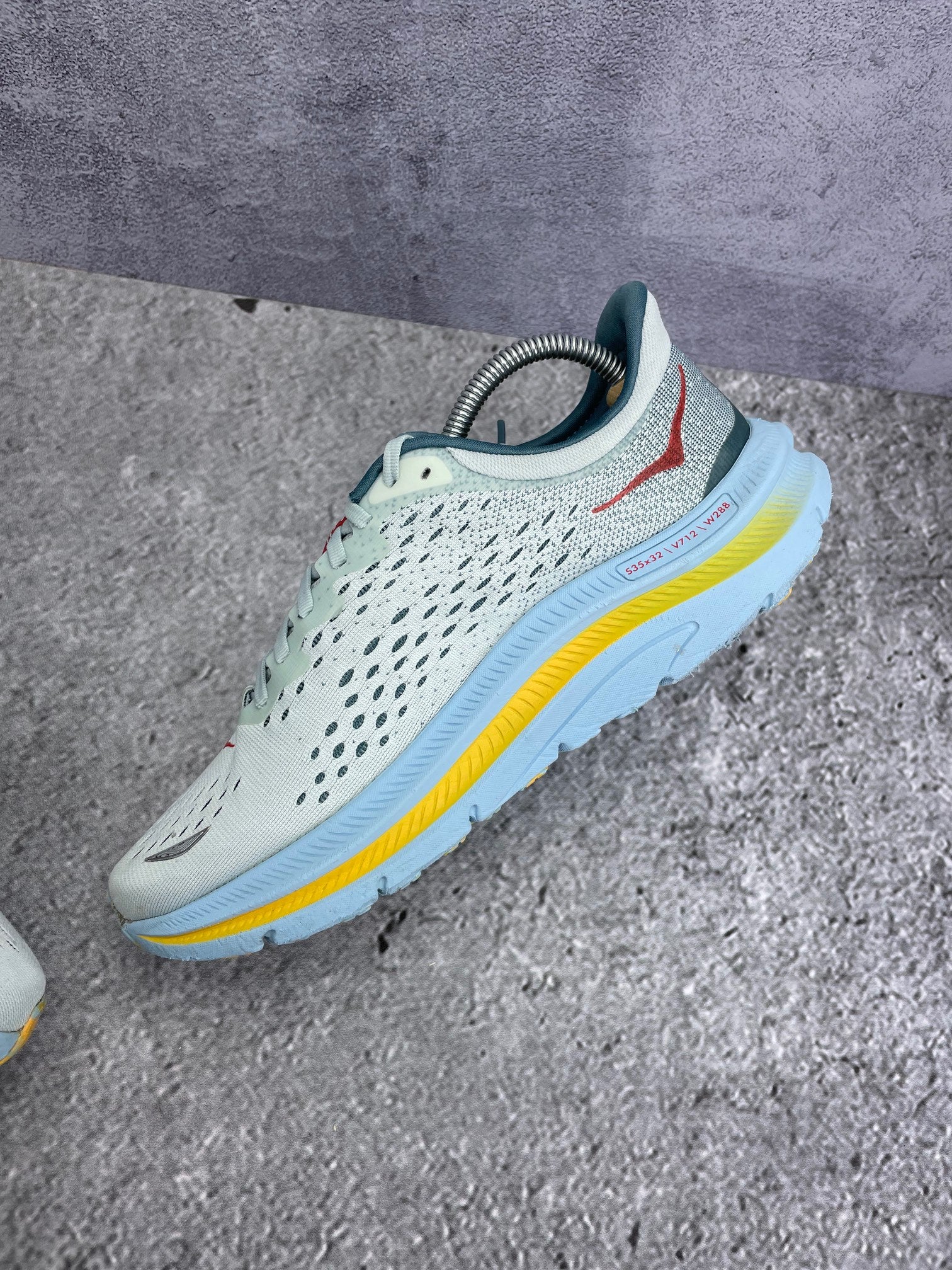 Hoka Kawana Ice Flow Goblin Blue - buty sportowe, wewnętrzny panel prawego buta