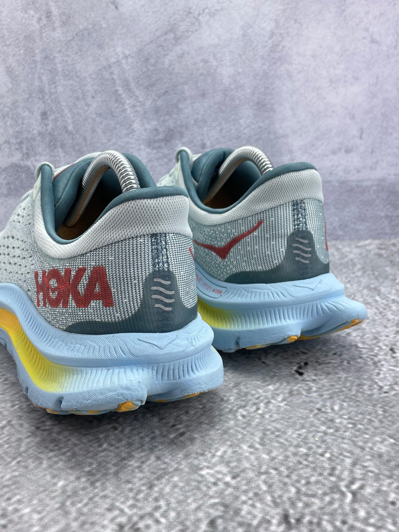 Hoka Kawana Ice Flow Goblin Blue - buty sportowe, widok z tyłu