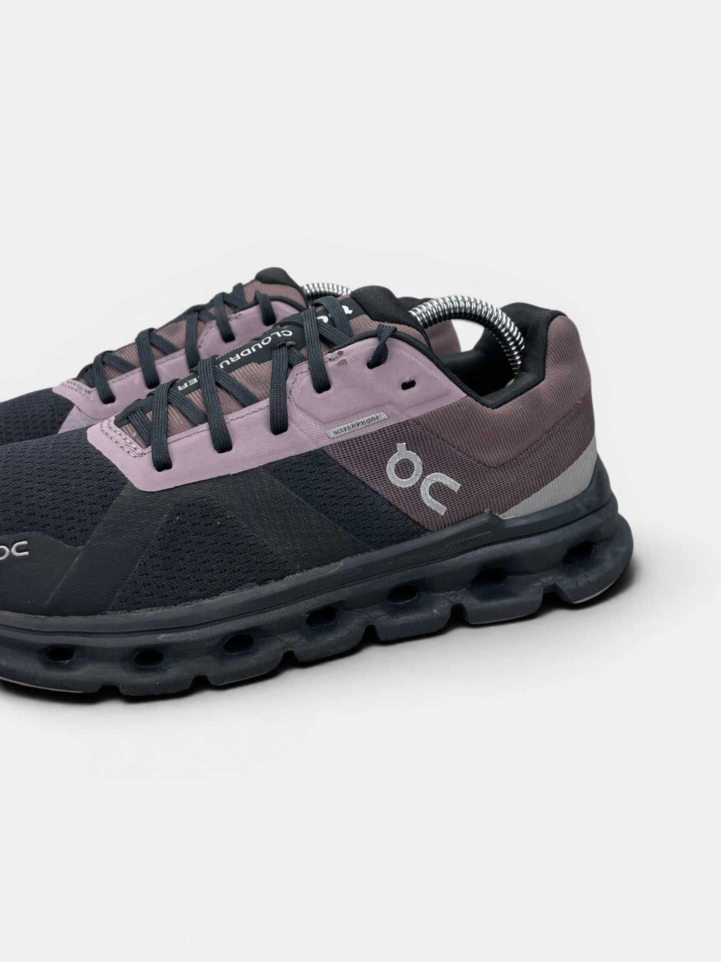 On Cloudrunner — buty sportowe damskie w bardzo dobrym stanie rozmiar 38.5, opcjonalne zdjęcie 1