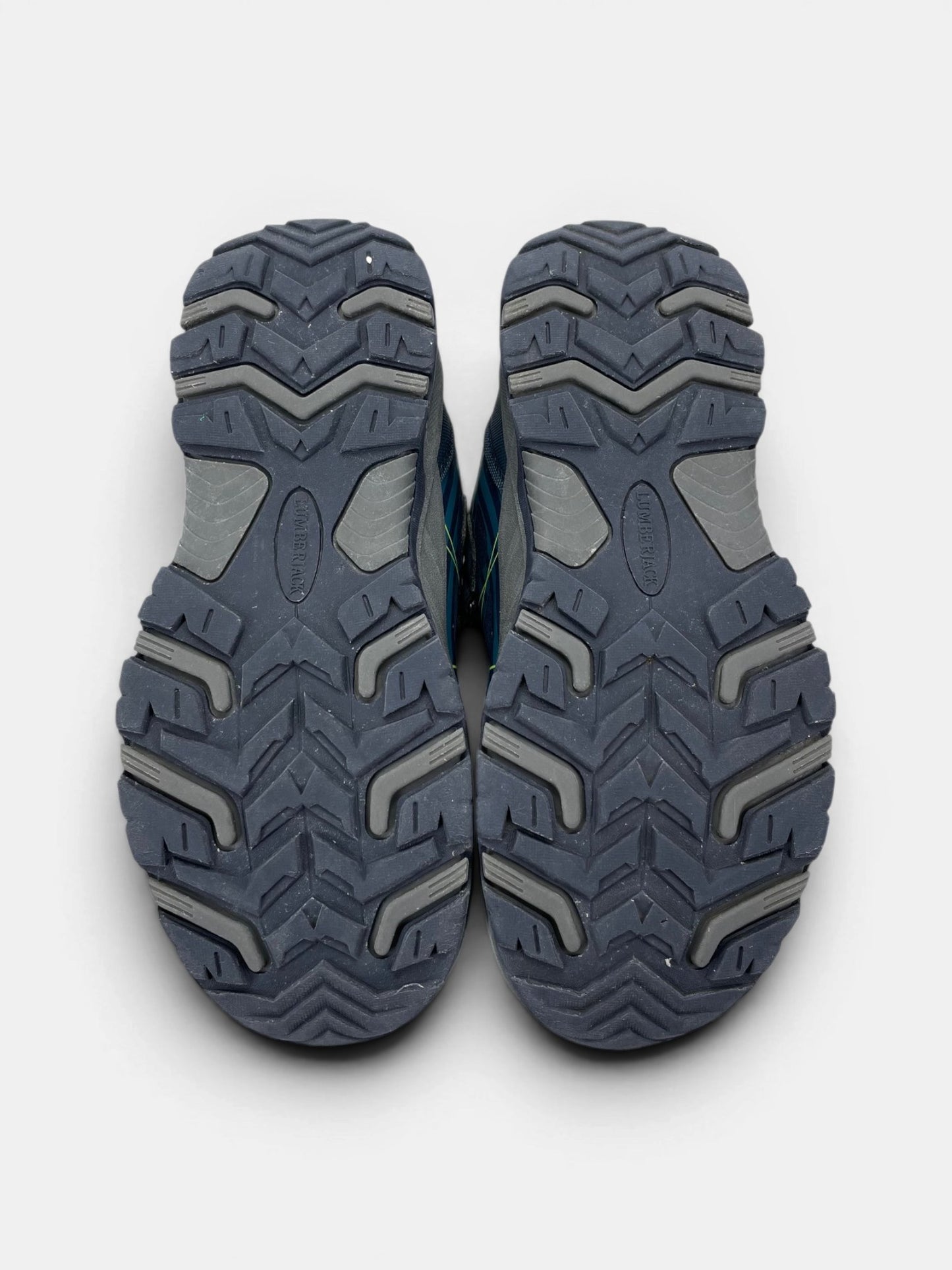 Lumberjack Trekking Shoes — buty sportowe dziecięce w bardzo dobrym stanie rozmiar 33, widok z góry na wewnętrzną stronę butów