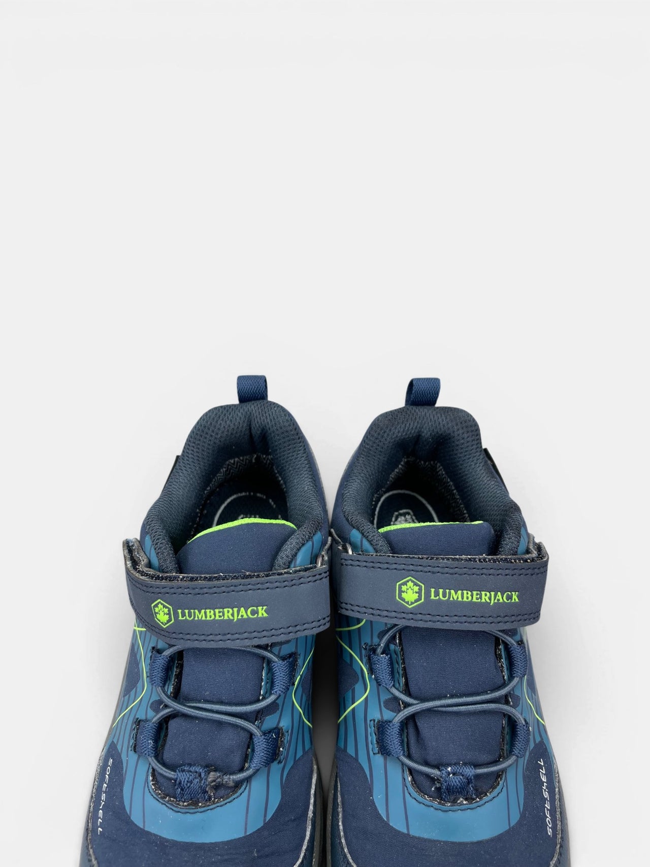 Lumberjack Trekking Shoes — buty sportowe dziecięce w bardzo dobrym stanie rozmiar 33, wewnętrzny panel lewego buta
