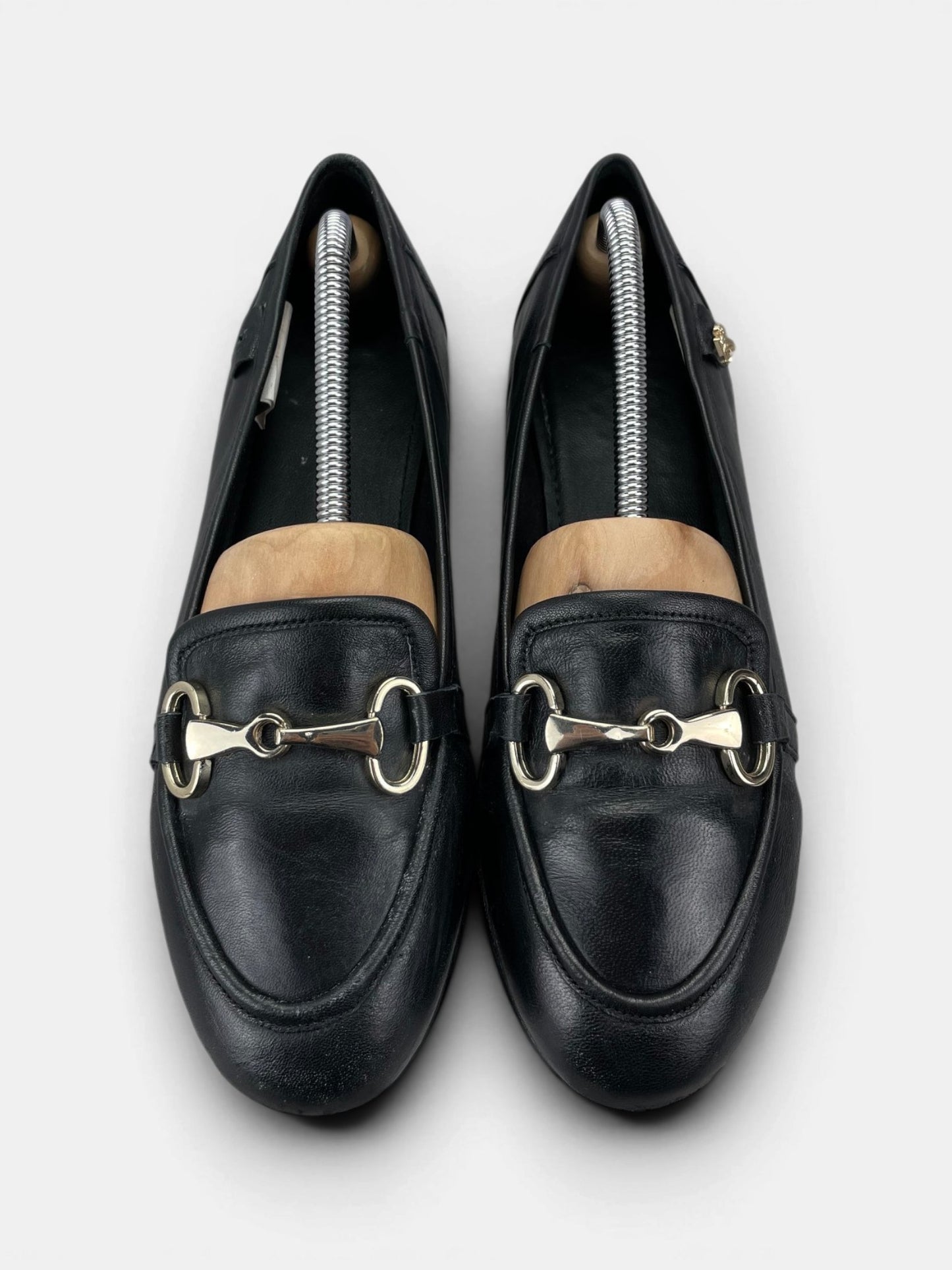 U.S. Polo Assn. Loafers — buty sportowe damskie w bardzo dobrym stanie rozmiar 40, zewnętrzny panel prawego buta