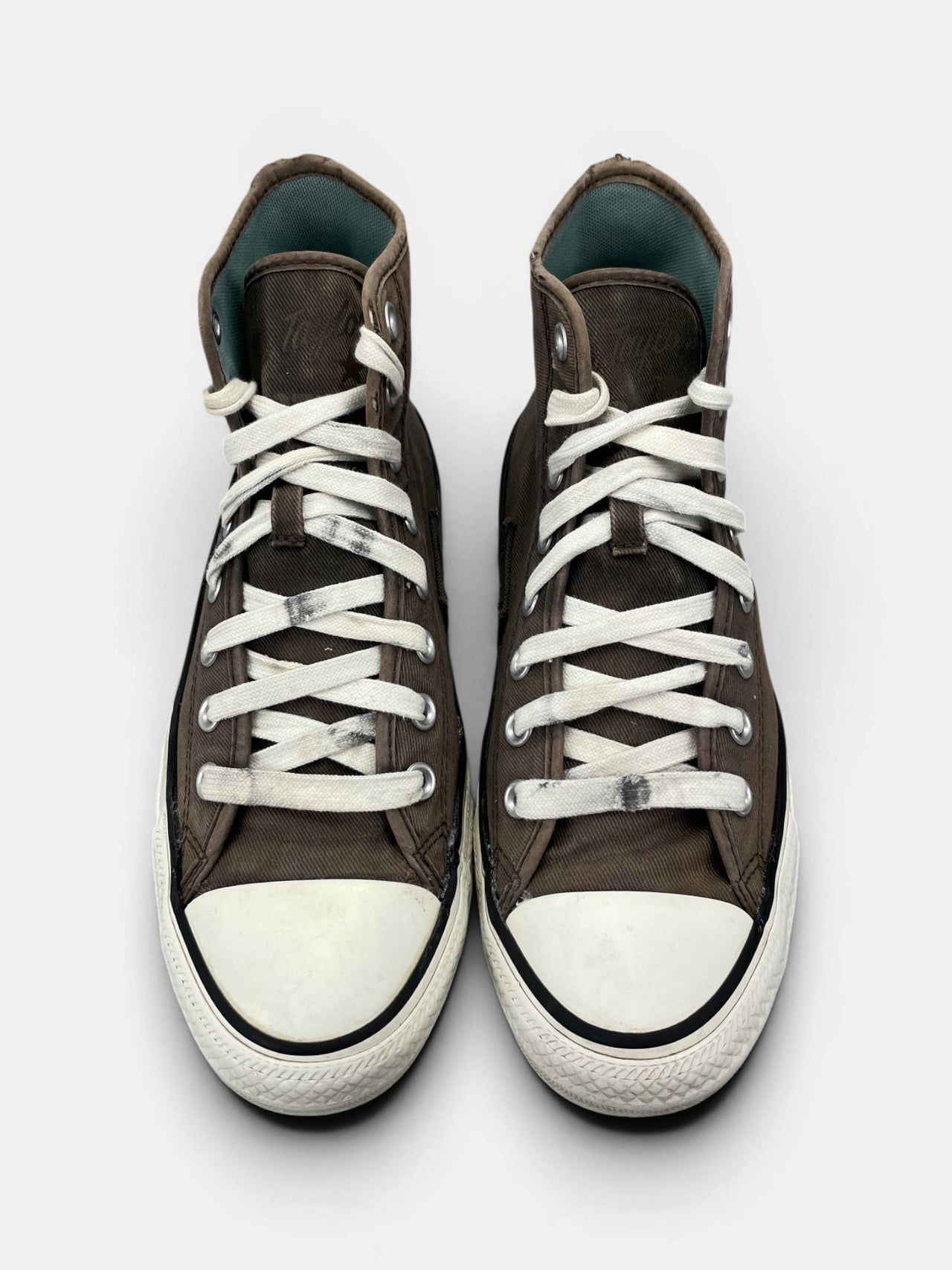 Converse Chuck Taylor All Star — buty sportowe męskie w bardzo dobrym stanie rozmiar 41.5, widok z góry