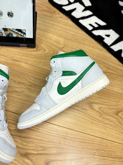 Nike Air Jordan 1 Mid (44)