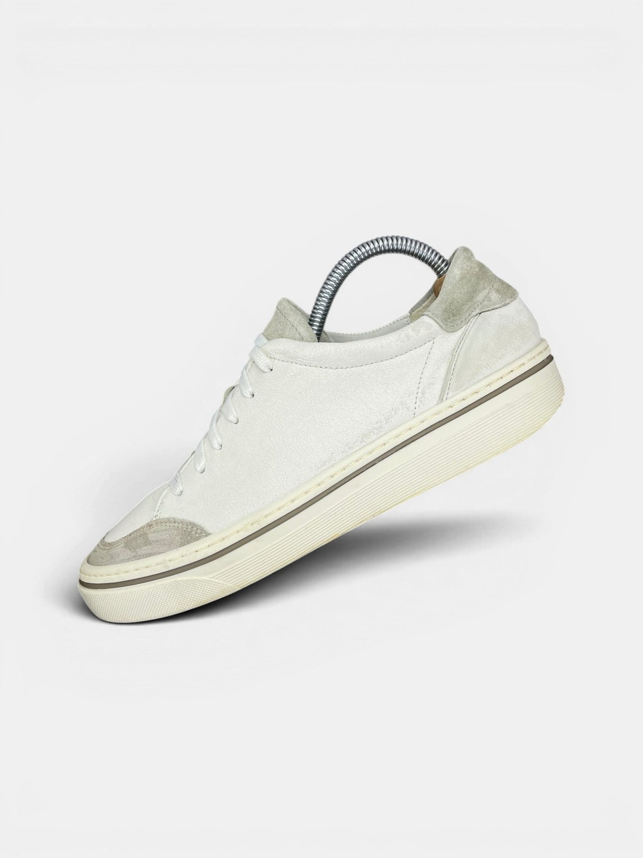 Gabor Sneaker — buty sportowe męskie w bardzo dobrym stanie rozmiar 40, zewnętrzny panel lewego buta