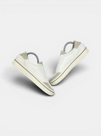 Gabor Sneaker — buty sportowe męskie w bardzo dobrym stanie rozmiar 40, widok z góry na wewnętrzną stronę butów