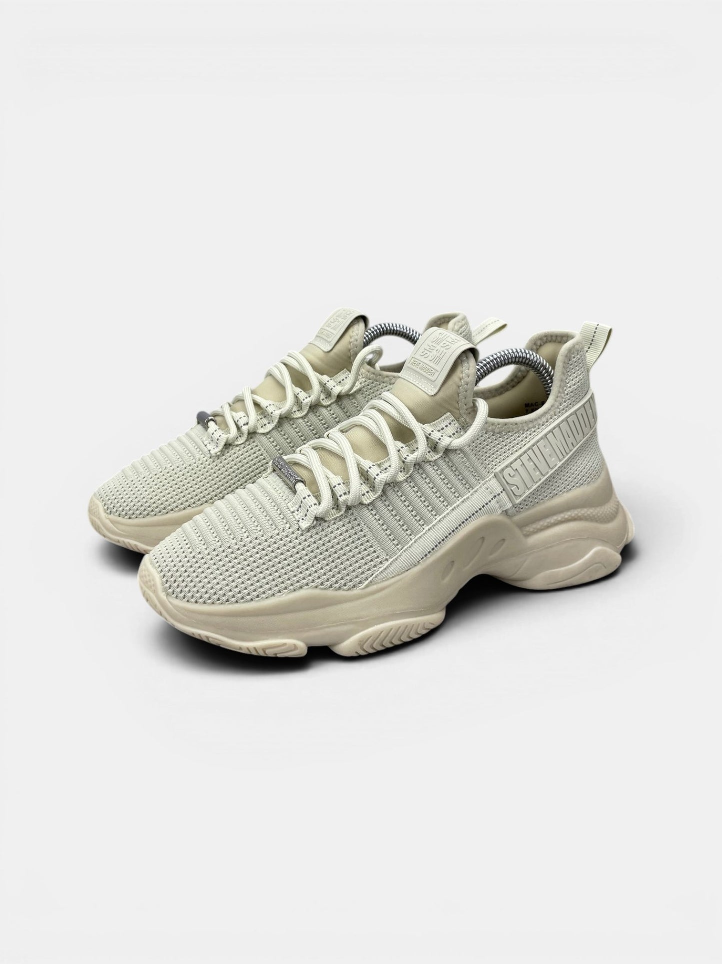 Steve Madden Sneakers — buty sportowe damskie w bardzo dobrym stanie rozmiar 38, widok z boku