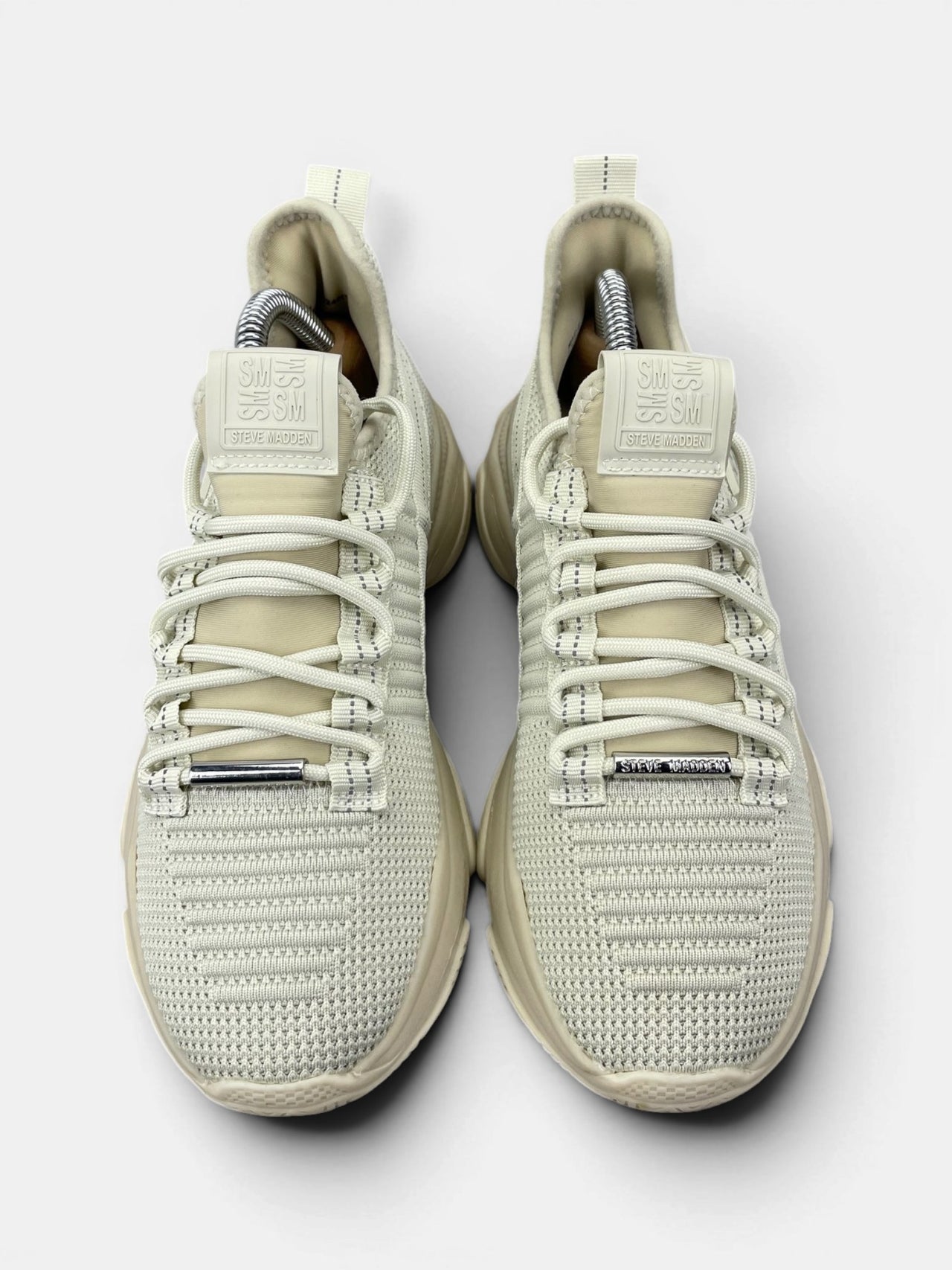 Steve Madden Sneakers — buty sportowe damskie w bardzo dobrym stanie rozmiar 38, widok z góry