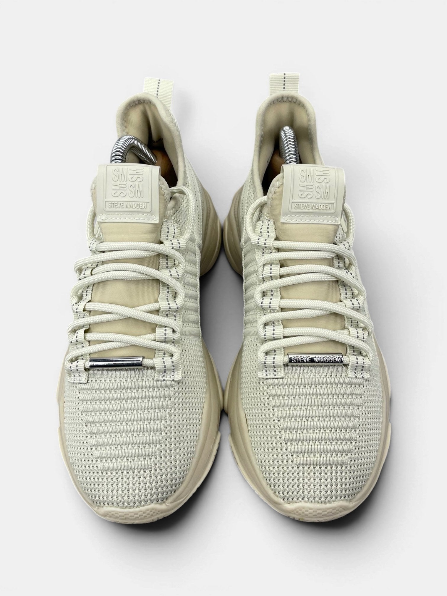 Steve Madden Sneakers — buty sportowe damskie w bardzo dobrym stanie rozmiar 38, widok z góry