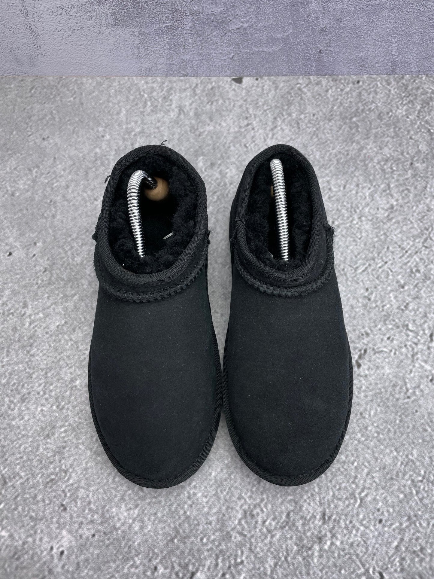 EMU Australia Stinger Compact Black - buty zimowe, widok z góry