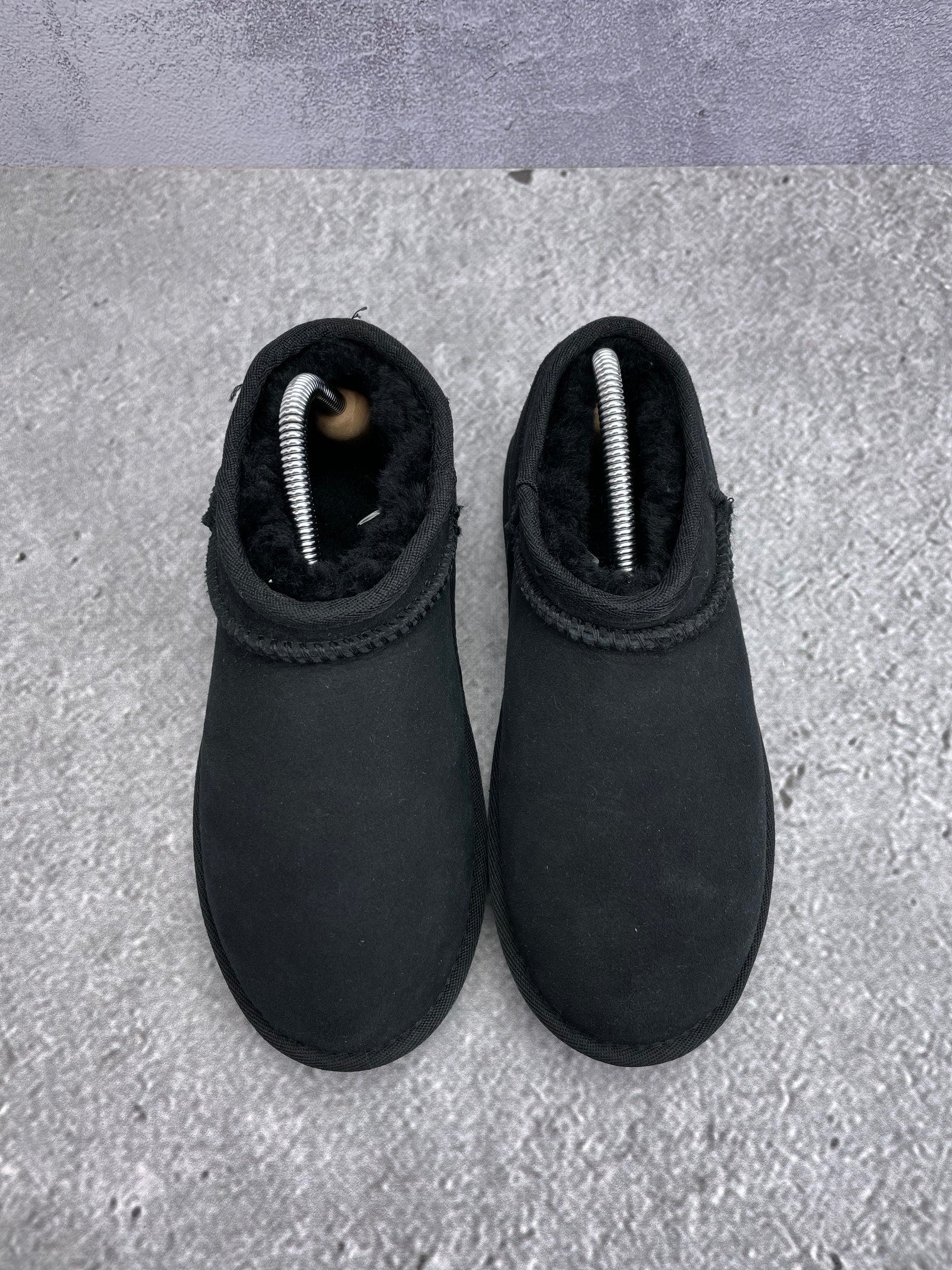EMU Australia Stinger Compact Black - buty zimowe, widok z góry