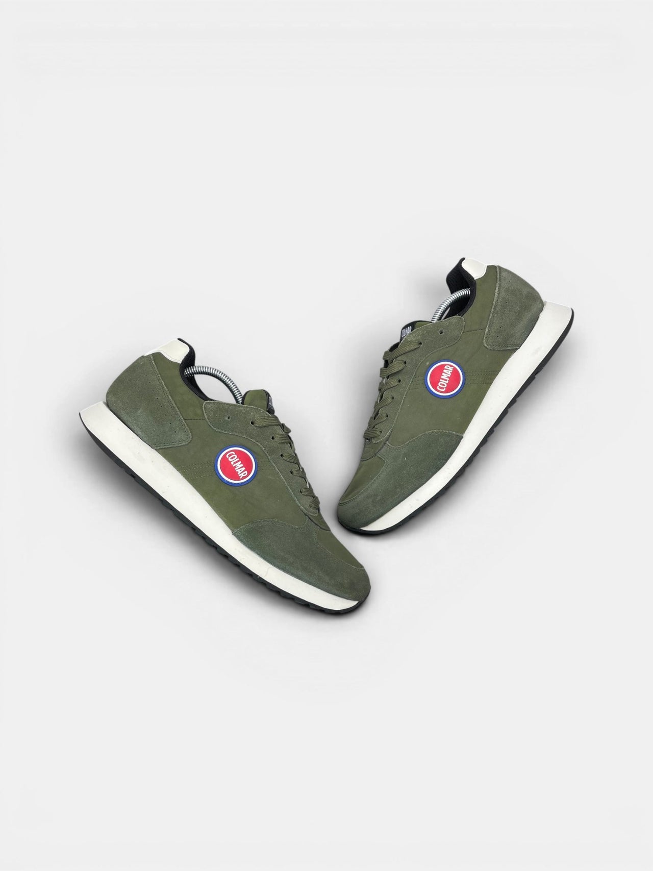 Colmar Originals — buty sportowe męskie w bardzo dobrym stanie rozmiar 45, widok z góry na zewnętrzną stronę butów