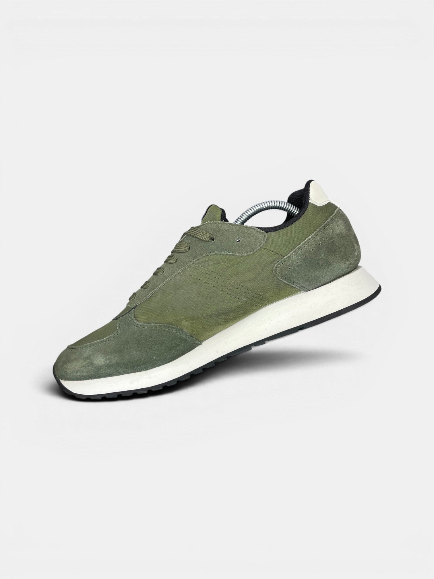 Colmar Originals — buty sportowe męskie w bardzo dobrym stanie rozmiar 45, wewnętrzny panel prawego buta