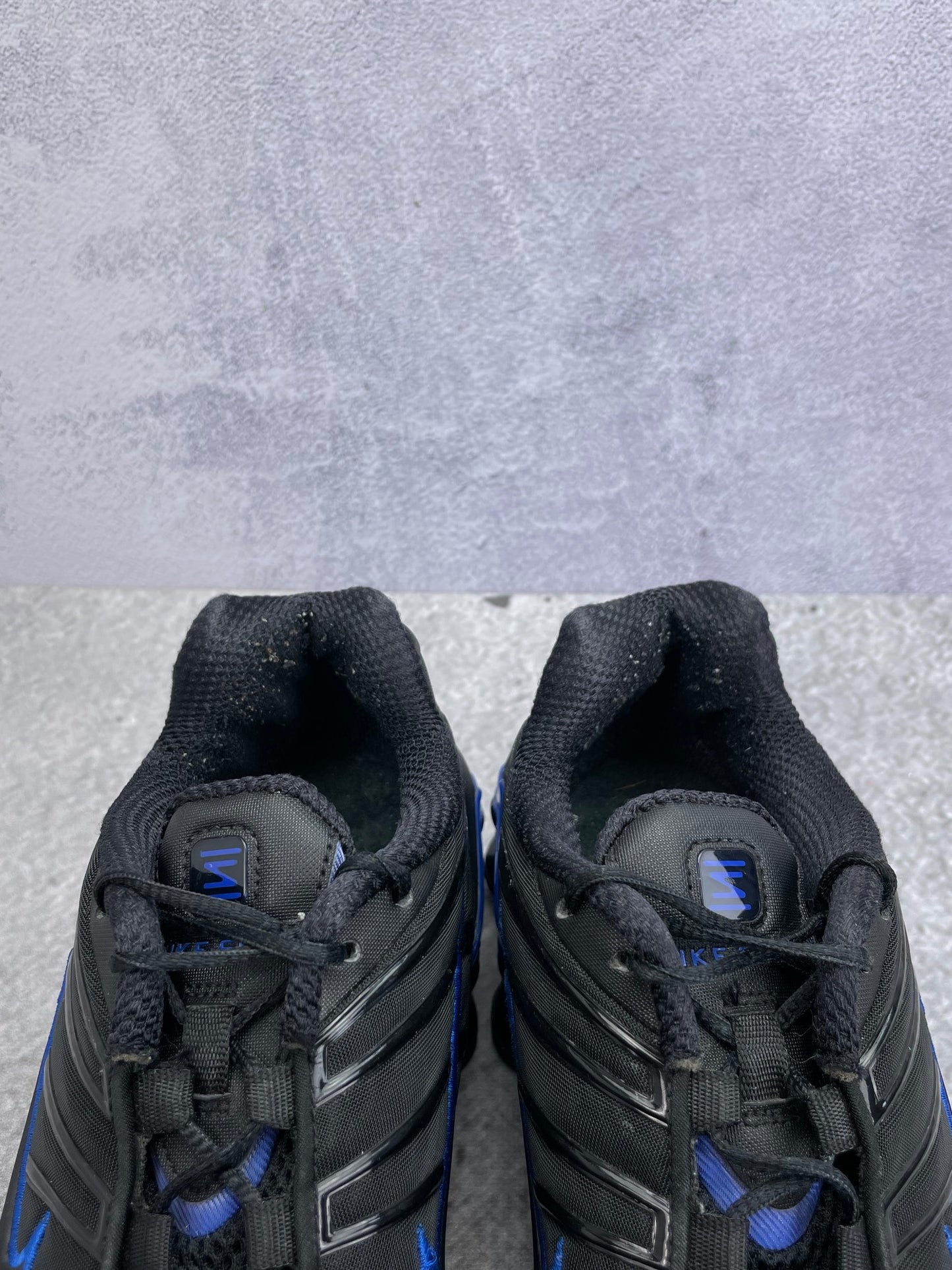 Nike Shox TL Black Racer Blue - buty sportowe, zapiętki butów