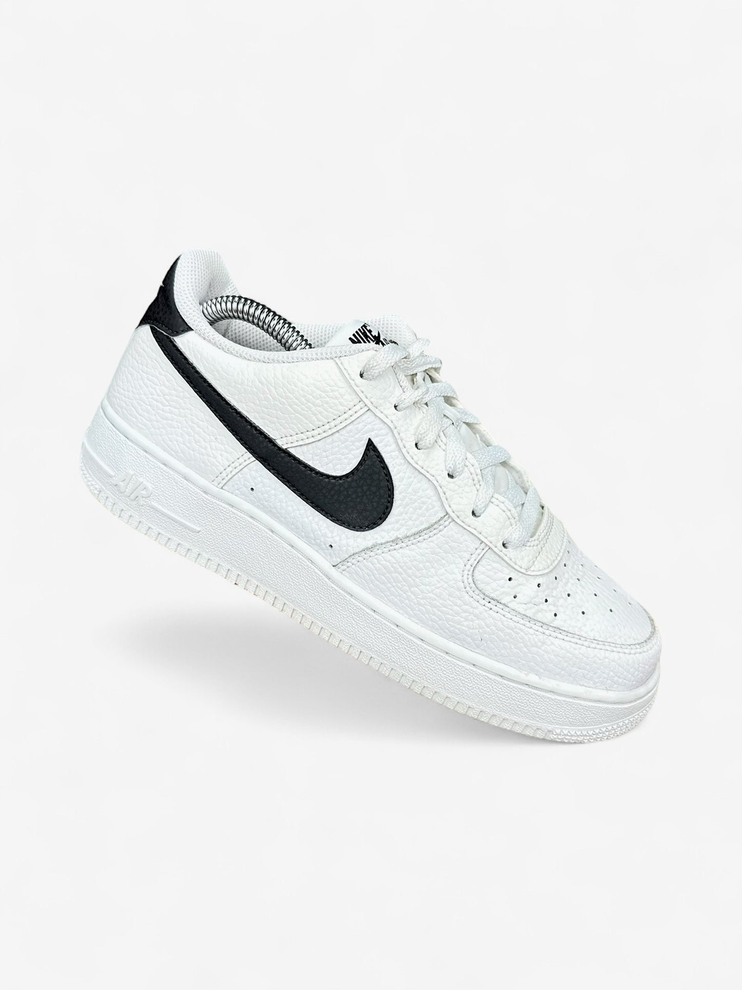Nike Air Force 1 Low (40)
