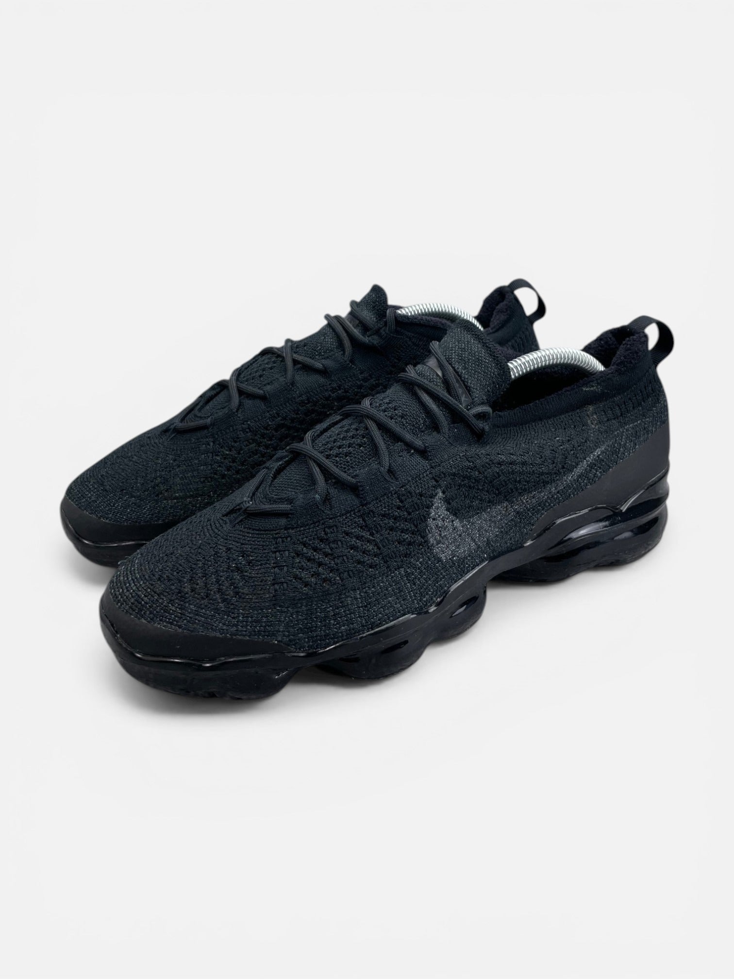 Nike Air VaporMax 2023 Flyknit Triple Black - buty sportowe, widok z boku