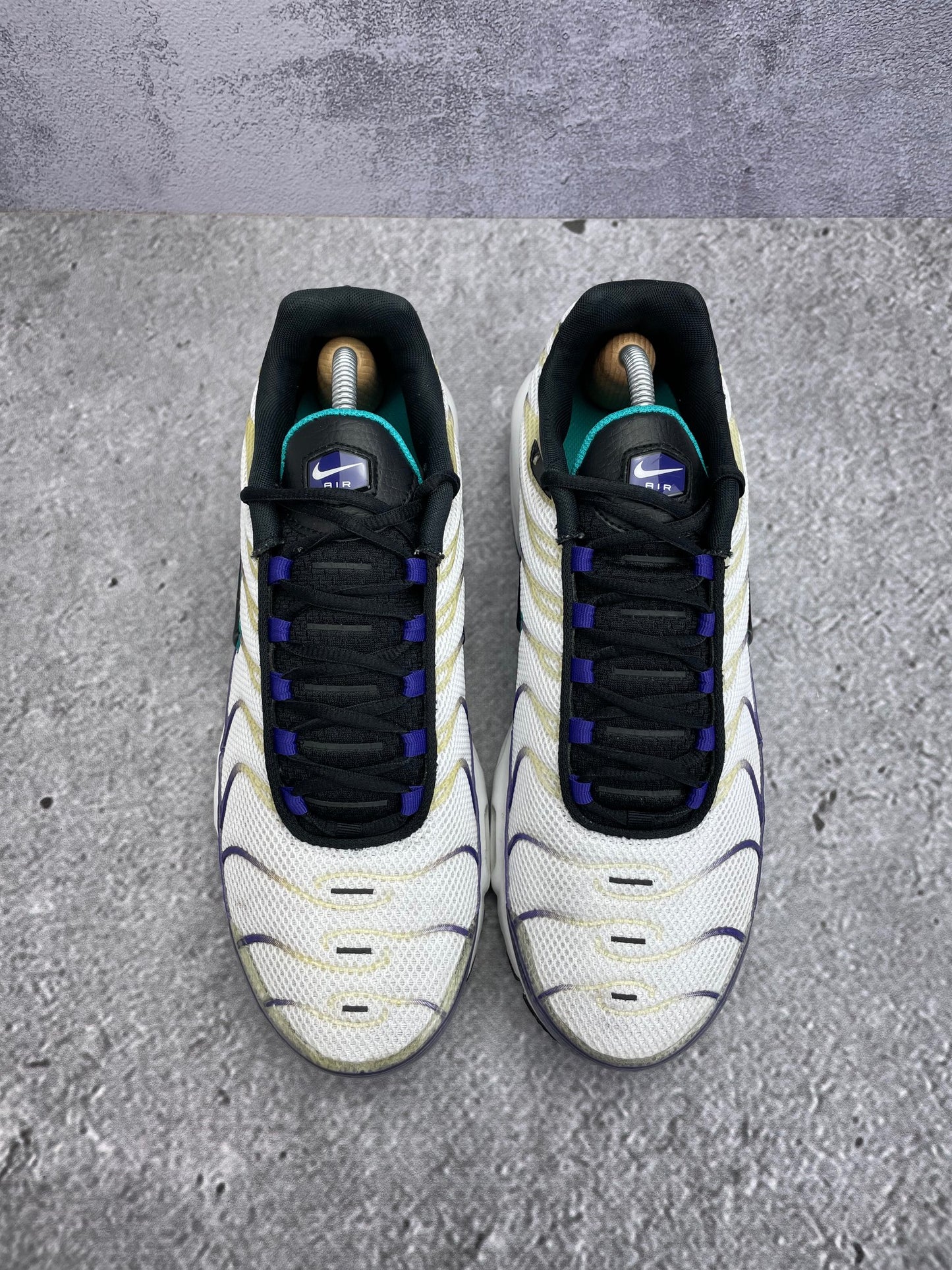 Nike Air Max Plus Grape - buty sportowe, widok z góry