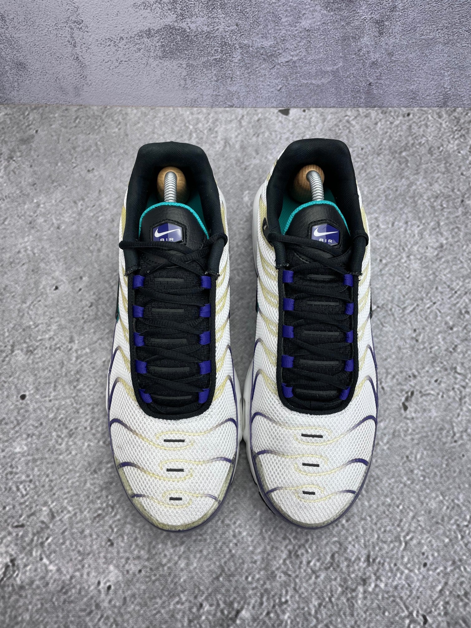 Nike Air Max Plus Grape - buty sportowe, widok z góry